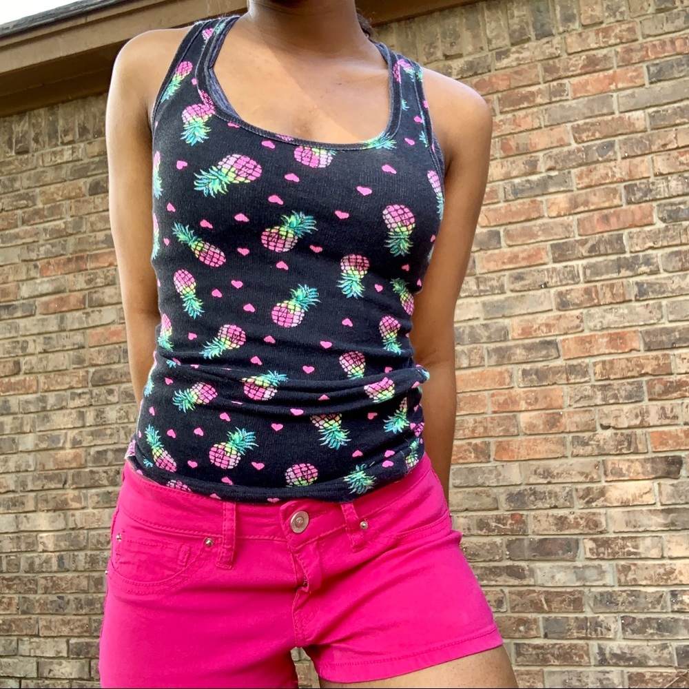 Black Pineapple Print Tank pineapple 🍍